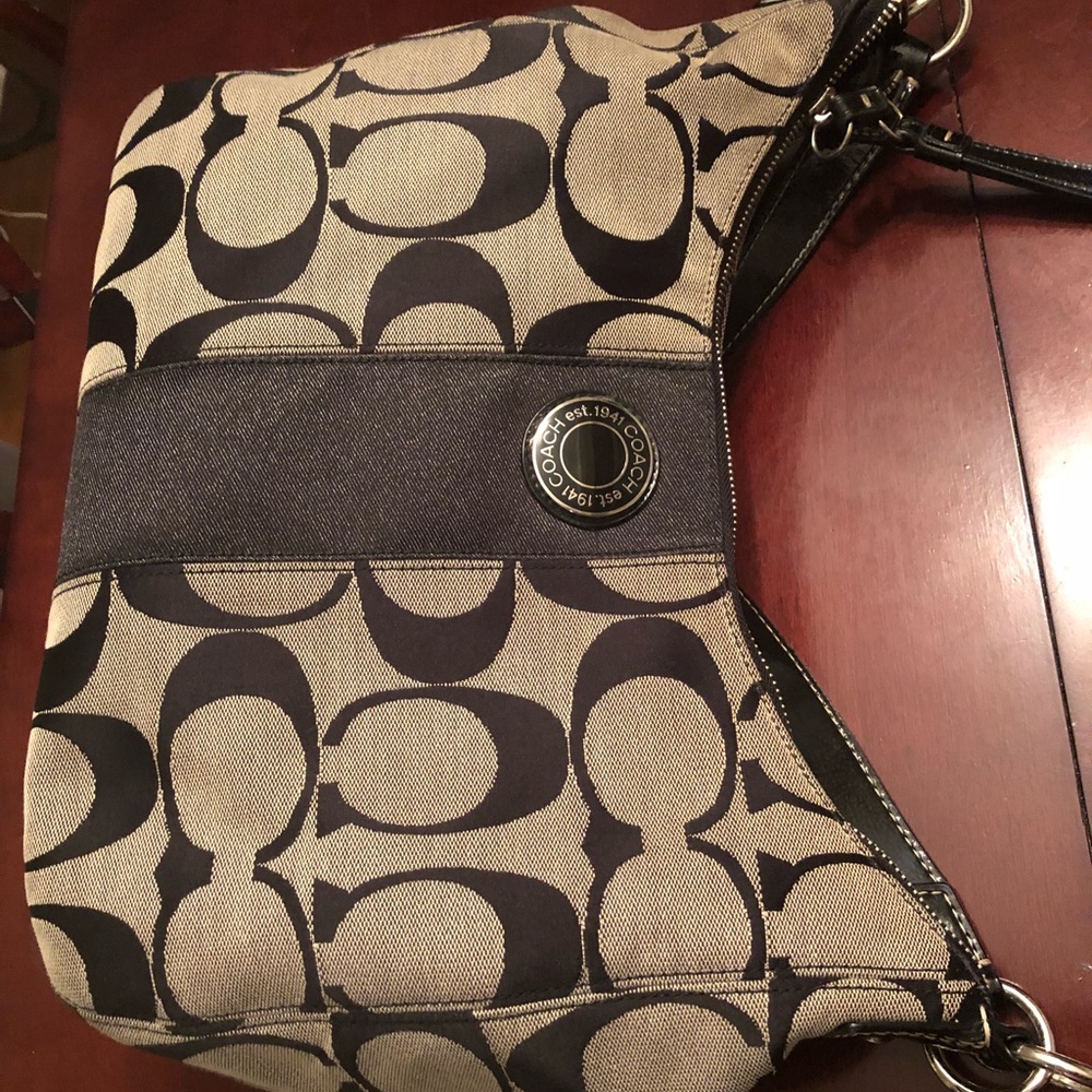 Cocach purse